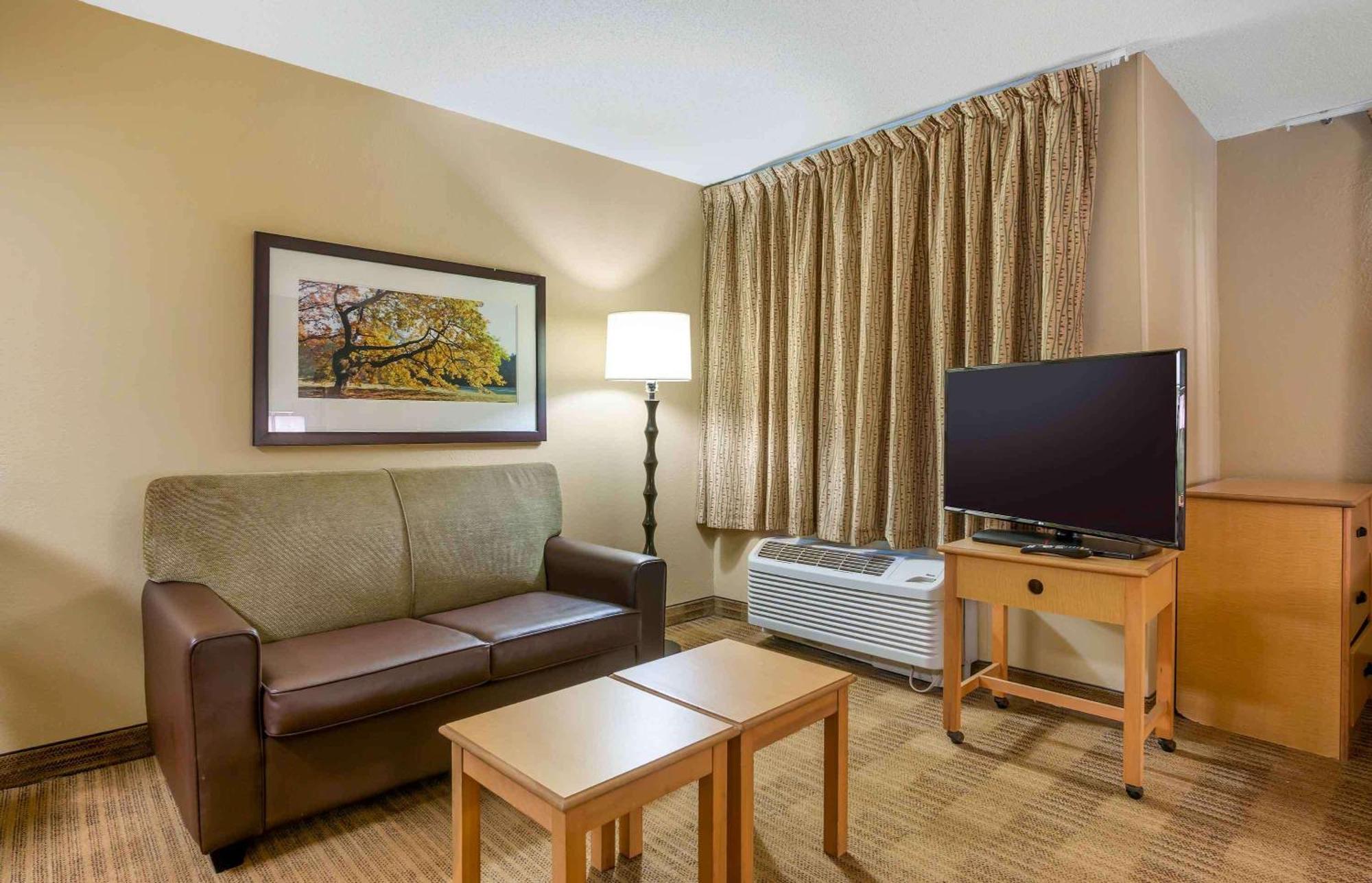 Extended Stay America Select Suites - Jacksonville Salisbury Rd Southpoint Esterno foto